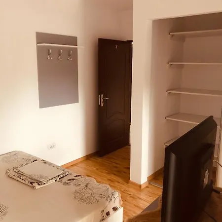 Vila Aly Rem Villa *